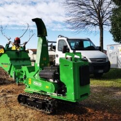 Peruzzo_branch-chipper-tb120c-pro