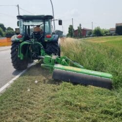 Peruzzo_bull-cross-flail-mower-road-maintenance
