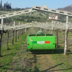Peruzzo_canguro-normal-flailmower-vineyards