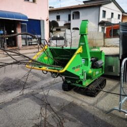 Peruzzo_chipper-tb120c-pro-public-use