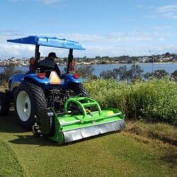 Peruzzo_elk-flail-mower-green-area