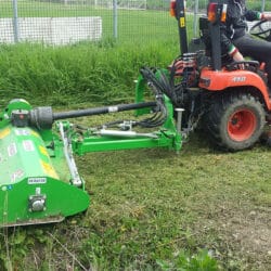 Peruzzo_fox-cross-grass-shredding-sport-field