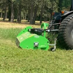 Peruzzo_fox-s-flail-mower-undergrowth