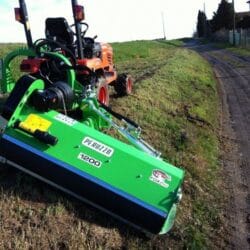 Peruzzo_foxcross-grass-cutting