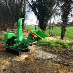 Peruzzo_peruzzp-drum-chipper-tb120c-pro-dry-branches