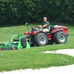 Peruzzo_puma-reversible-flail-mower-parks