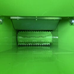 Peruzzo_tb100-t-pro-drum-chipper-feeding-roller