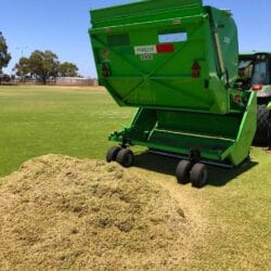 Peruzzo_tiger-flail-mower-collector-discharge