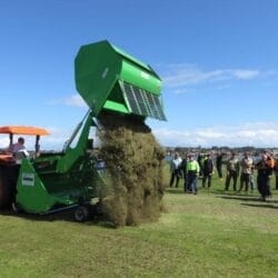 Peruzzo_tiger-flail-mower-grass-discharge