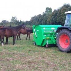 Peruzzo_tiger-flailmower-horse-ridding-schools