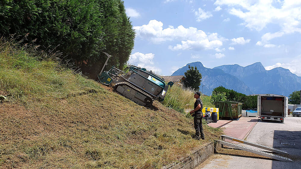 Pfanzelt_csm_210714_moritz_fr75_forstfraese-max_mulchen-hang_3_627e288b69