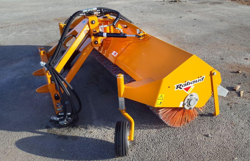 Rabaud_balai-fourgon