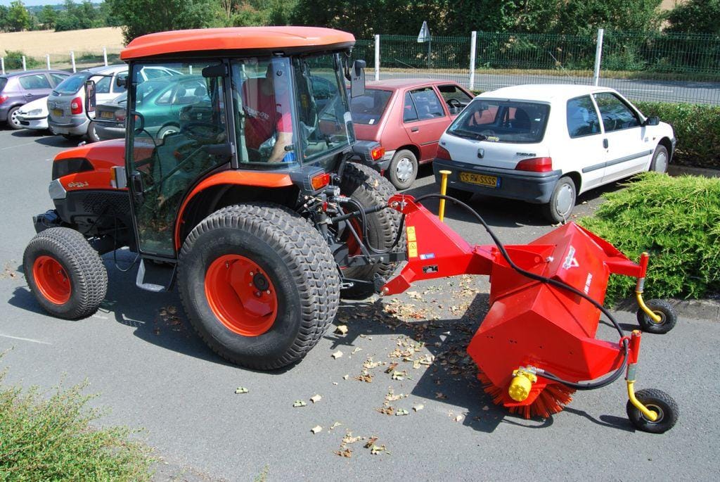 Rabaud_balayeuse-supernet-parking