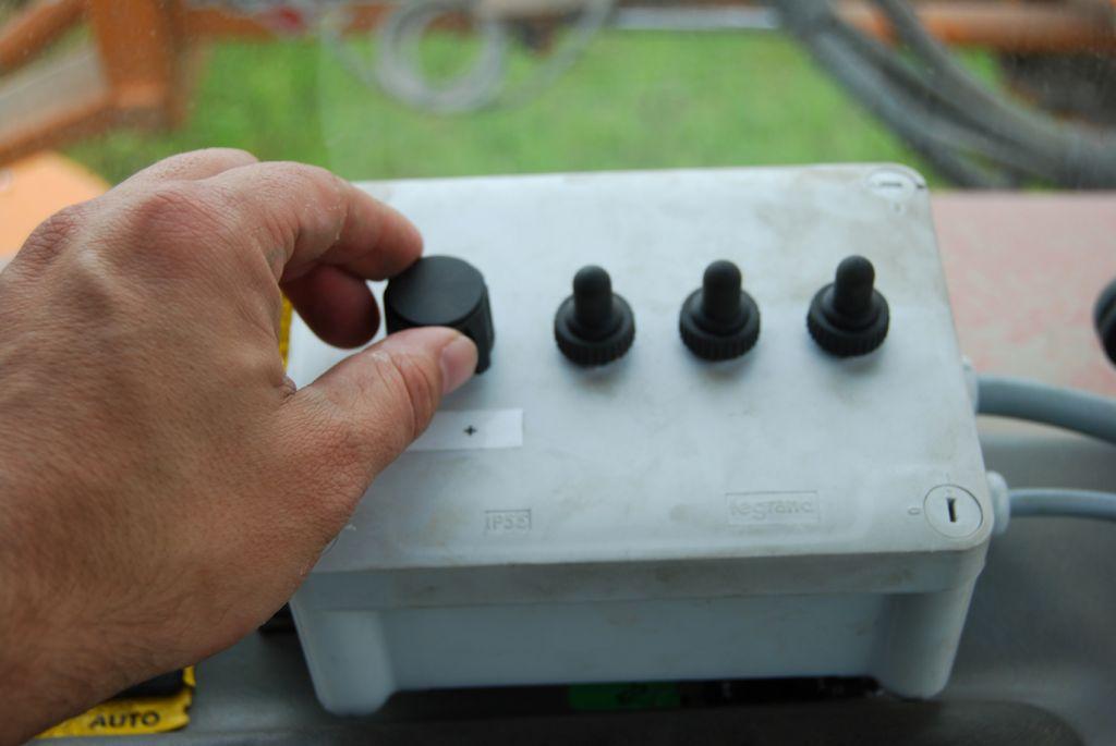 Rabaud_commande-boitier-brosse