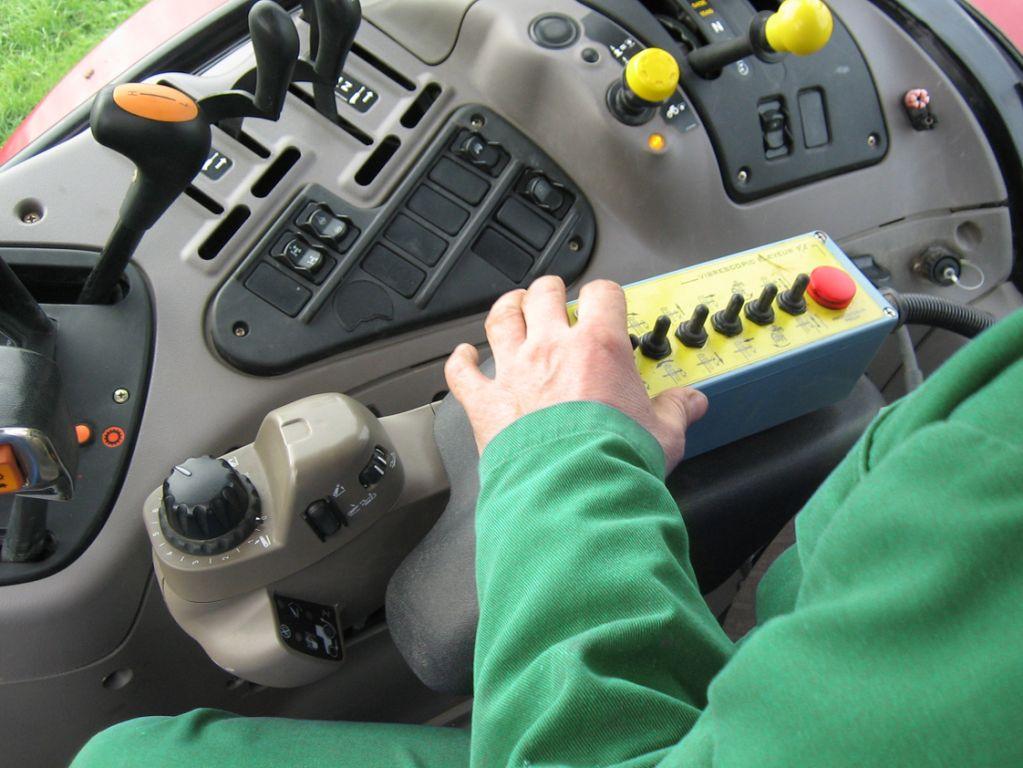 Rabaud_commande-electohydraulique