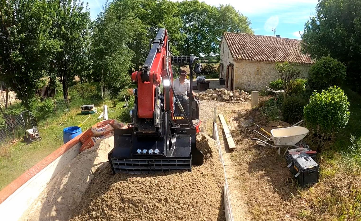 Rabaud_godet-beton-chargement-benne