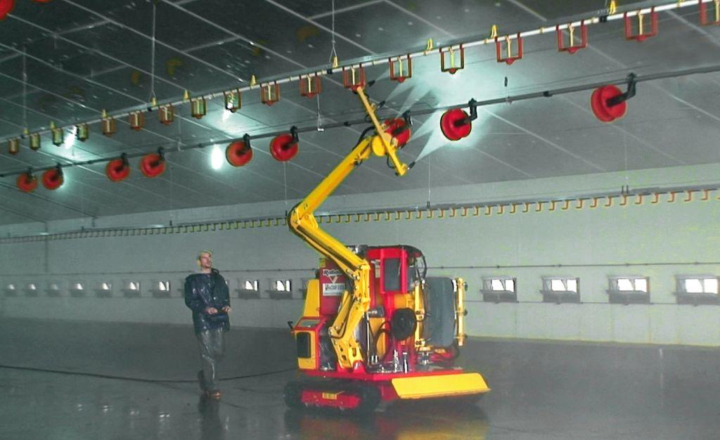 Rabaud_laveuse-de-batiments-avicole-rabaud