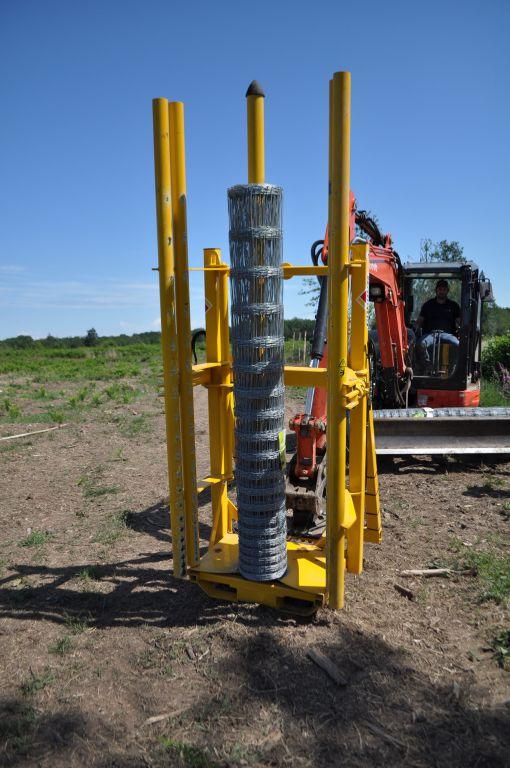 Rabaud_poseuse-de-grillage-mp-ouverture