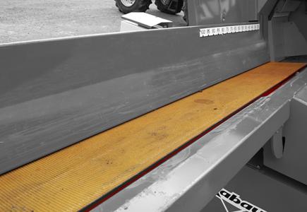 1.00 m extended intake conveyor, ie 3.20 m in total