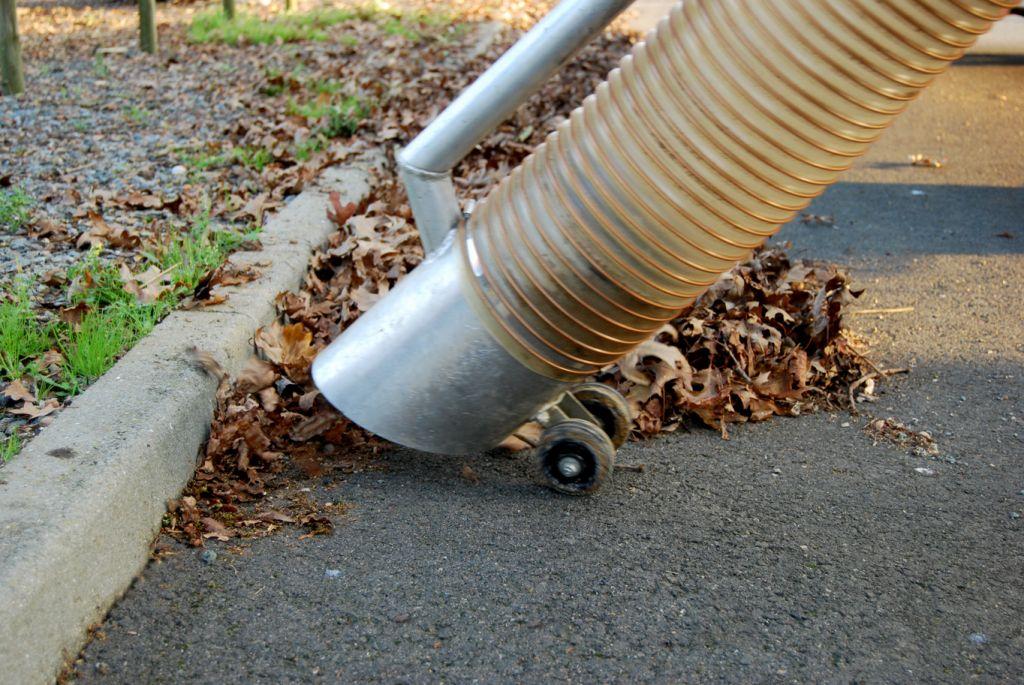 Rabaud_tuyau-roue-aspirateur-feuilles