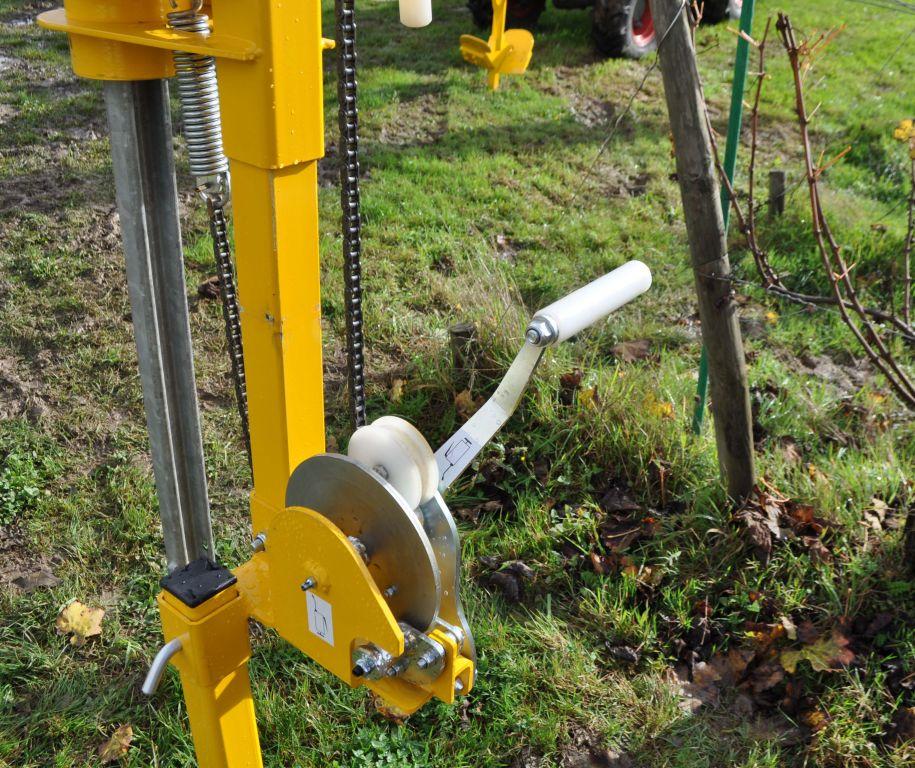 Rabaud_vibrescopic-150-manivelle-reglage-hauteur