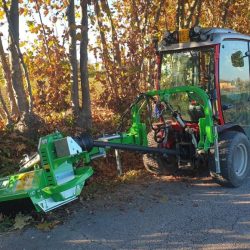 Peruzzo_elk-cross-slope-mower-road