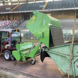 Peruzzo_flail-mower-sweeper-rotovac-discharge