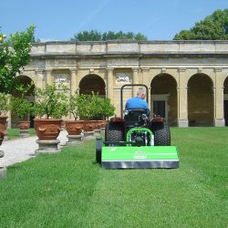 Peruzzo_fox-flail-mower-private-gardens