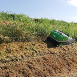 Peruzzo_robofox-electra-electric-flail-mower