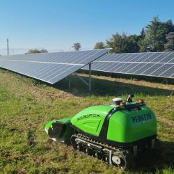 Peruzzo_robofox-electra-photovoltaic-panels