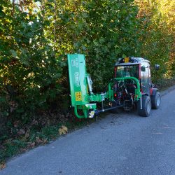 Peruzzo_vertical-cut-elk-cross-front