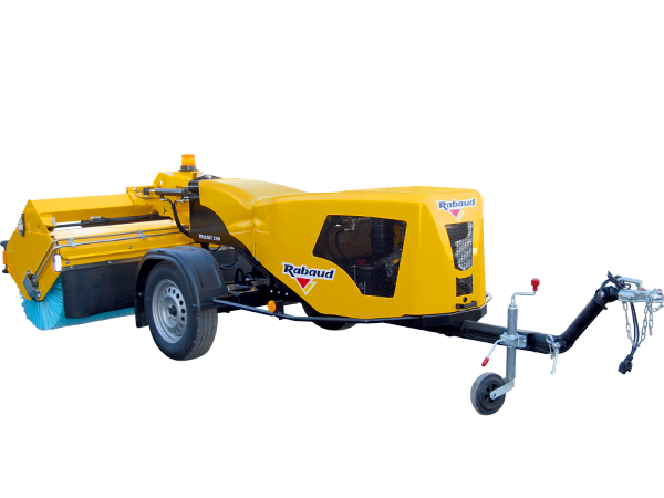 Lining up towed sweeper: TRAKNET 2100